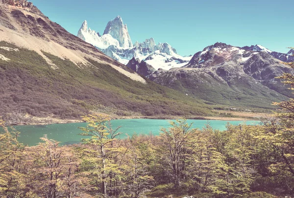 Slavný Cerro Fitz Roy Jeden Nejkrásnějších Těžko Akcentovatelný Skalnatý Vrchol — Stock fotografie