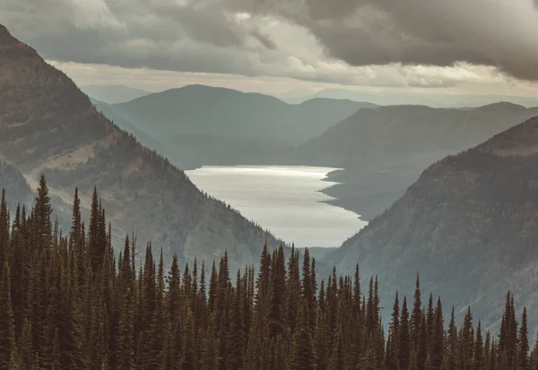 Pittoreska Klipptoppar Glacier National Park Montana Usa — Stockfoto