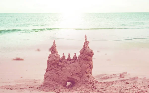 Castello Sabbia Sulla Spiaggia Del Mare — Foto Stock