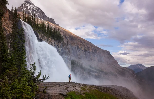 Schöner Mount Robson Der Sommersaison Kanada — Stockfoto