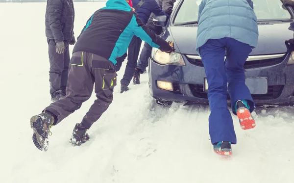 car got stuck in winter seaon