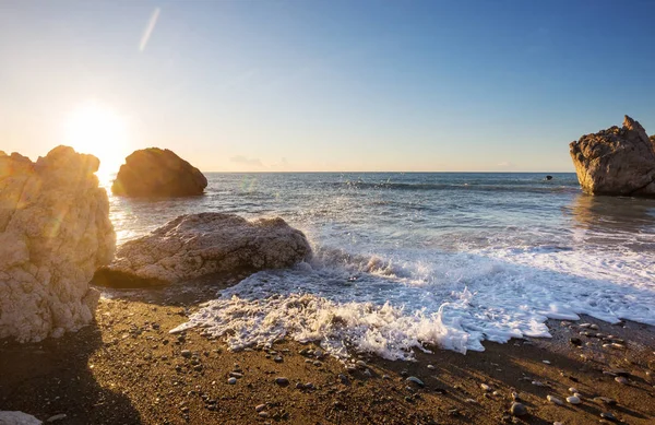 Pantai Laut Yang Indah Siprus Saat Matahari Terbit — Stok Foto
