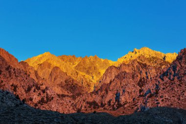 Kaliforniya 'daki Sierra Nevada dağları, ABD