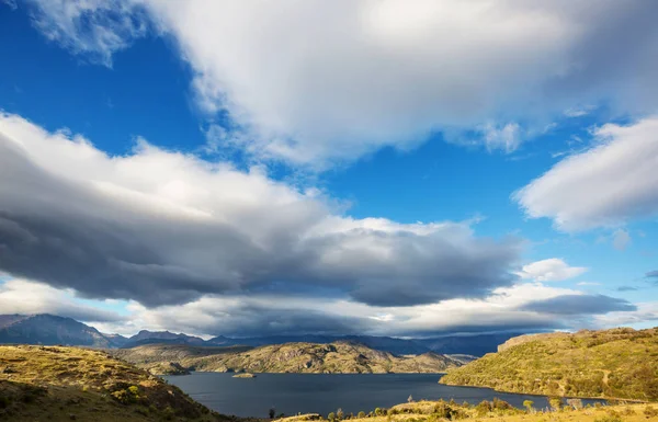 Prachtige Berglandschappen Patagonië Bergen Meer Argentinië Zuid Amerika — Stockfoto