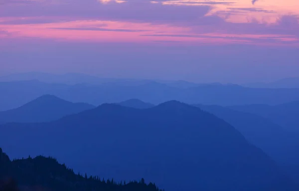 Piękne Naturalne Tło Górska Sylwetka Zachodzie Słońca — Zdjęcie stockowe