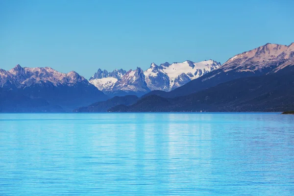 Hermosos Paisajes Montaña Patagonia Lago Montañas Argentina América Del Sur — Foto de Stock