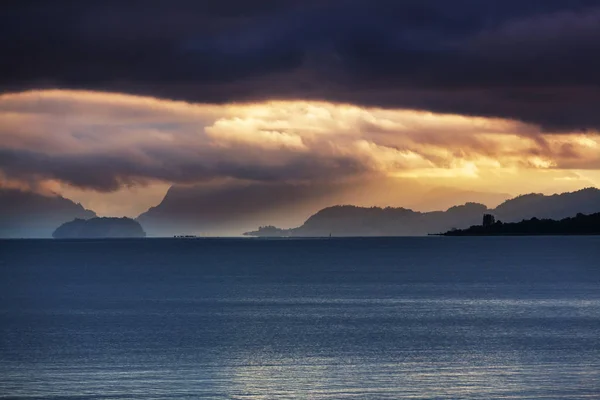 Hermosos Paisajes Montaña Patagonia Lago Montañas Argentina América Del Sur — Foto de Stock