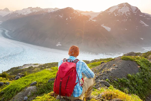 Hiking Man Canadian Mountains Hike Popular Recreation Activity North America — Stock Photo, Image