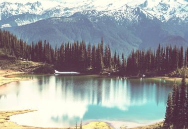 Image Lake and Glacier Peak in Washington, ABD
