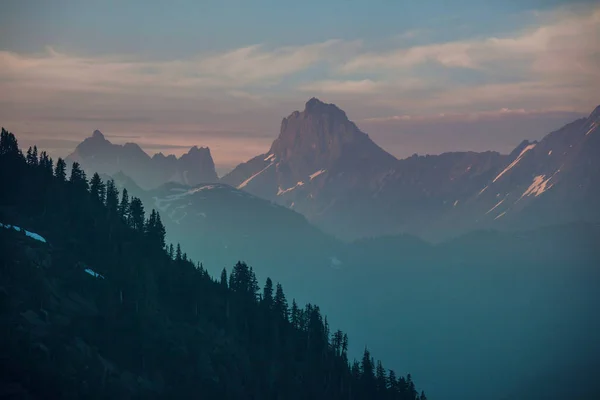 Schöner Berggipfel Der North Cascade Range Washington Usa — Stockfoto