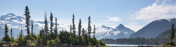 Hike Turquoise Waters Picturesque Garibaldi Lake Whistler Canada Very Popular — Stock Photo, Image