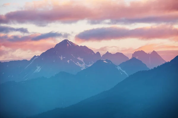 Scenic Zonsondergang Bergen Herfstseizoen — Stockfoto