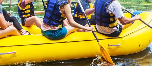 Rafting Team Letní Extrémní Vodní Sporty — Stock fotografie