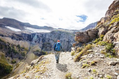 Buzul Ulusal Parkı 'nda yürüyüş, Montana