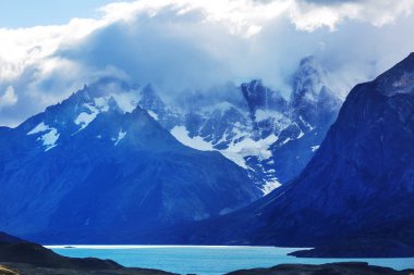 Güney Arjantin 'deki Patagonya manzaraları. Güzel doğal manzaralar..