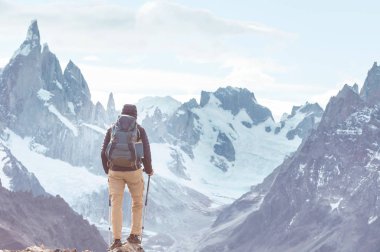 Patagonya dağlarında yürüyüş, Arjantin