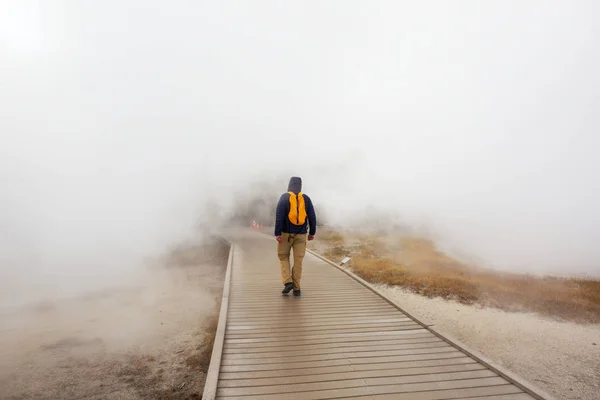 Turist Yellowstone National Park Usa — Stockfoto