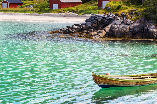 Рыбацкая Лодка Деревне Норвегия — стоковое фото