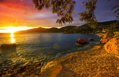 Türkiye 'nin güzel deniz kıyıları. Lycian yürüyüşü boyunca şaşırtıcı doğal manzaralar..