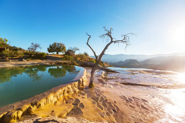 Hierve Agua Natuurlijke Warmwaterbronnen Mexicaanse Staat Oaxaca — Stockfoto