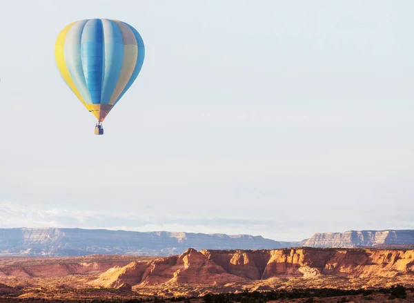 Luftballons Über Afrikanischen Oazis Reise Natürlicher Hintergrund — Stockfoto