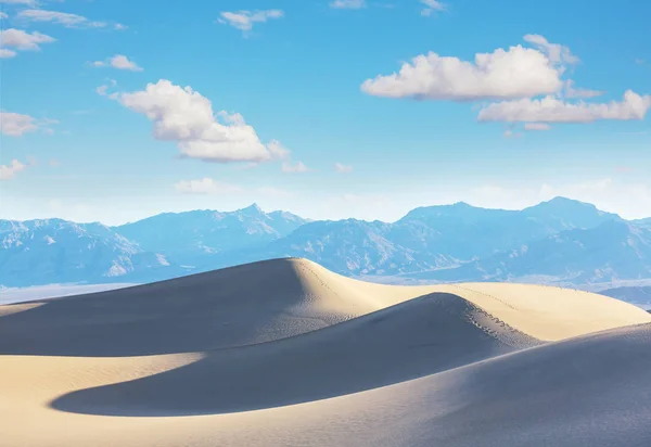Duinen Death Valley National Park California Usa Levend Koraal Toned — Stockfoto