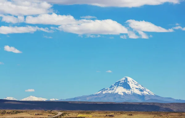 Lindas Paisagens Naturais Montanhas Vulcão Andes Região Bolívia — Fotografia de Stock