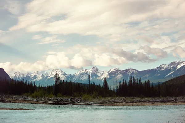 Malerischer Blick Auf Die Berge Den Kanadischen Rocky Mountains Der — Stockfoto