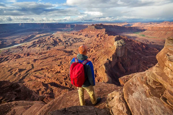 Kirándulás Utah Hegyekben Túrázás Szokatlan Természeti Tájak Fantasztikus Formák Homokkő — Stock Fotó