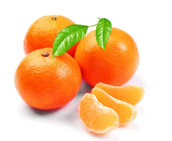 Clementines with segments — Stock Photo, Image