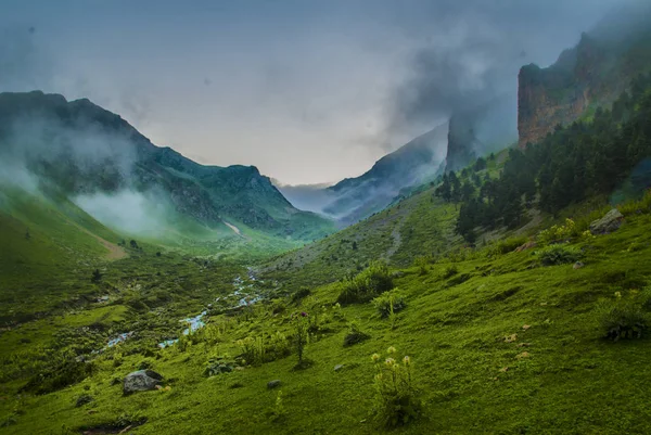 Beautiful mountain landscape of Caucasus. View of glacier named — Stock Photo, Image