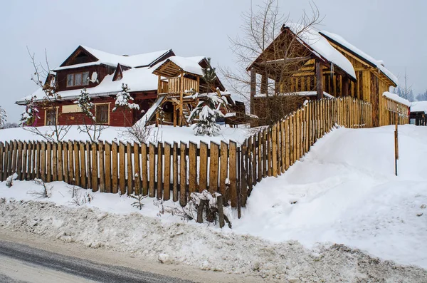 House in a snowy forest — Stock Photo, Image