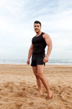 yakışıklı bir adam portresi