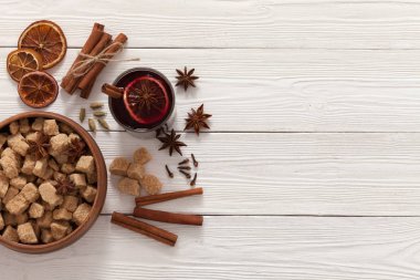 baharat için mulled şarap