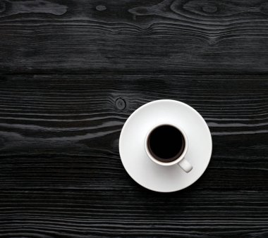 Bir fincan sade kahve.