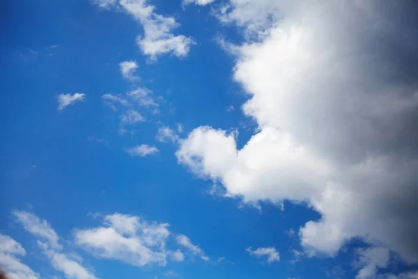 Ciel avec nuages — Photo