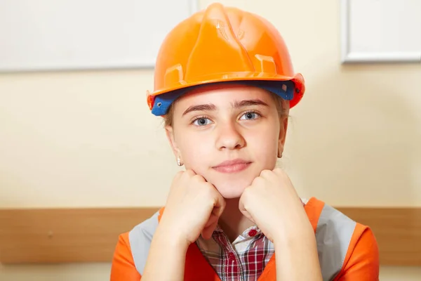 Young contractor relaxing in the office — Stock Photo, Image