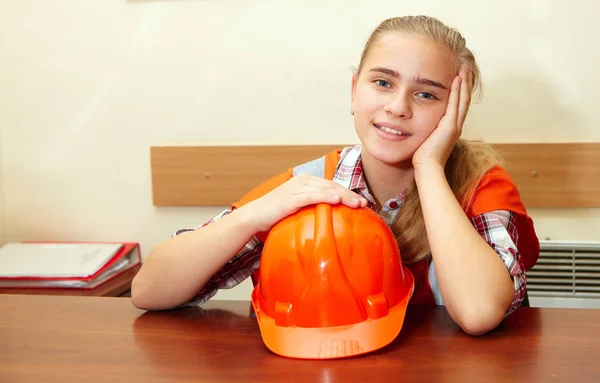 Young contractor in office — Stock Photo, Image