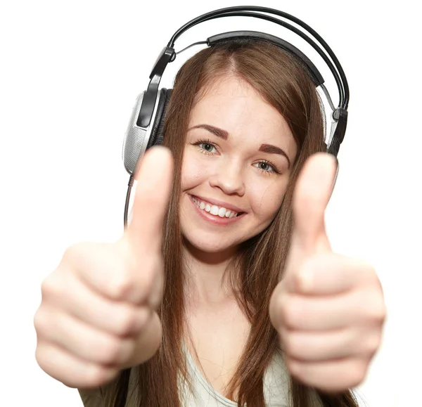 Menina feliz ouvindo a música — Fotografia de Stock