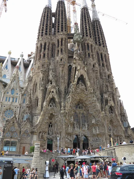 05.07.2016, Barcelona, Španělsko. Chrám Sagrada Familia pod b — Stock fotografie