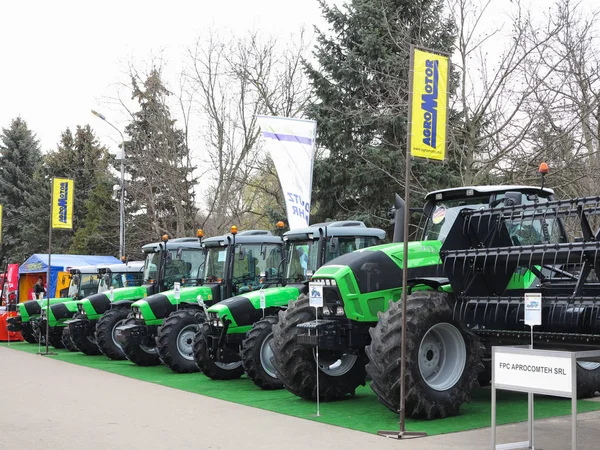 18.03.2017, Moldova, Chisinev: New tractors at a farmer's exhibi — Stock Photo, Image
