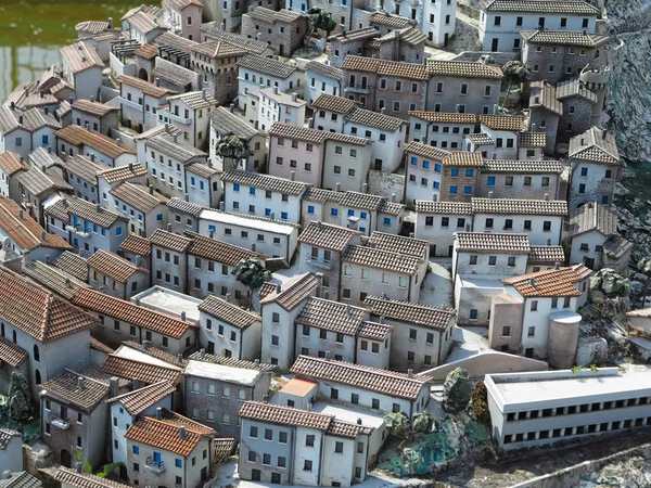 Conceito de cidade medieval antiga, ruas e pequenas casas com azulejos — Fotografia de Stock