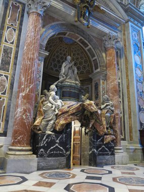 19.06.2017, Vatikan Şehri: Saint Paul's Cathedral iç