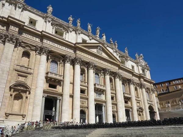 19.06.2017, Cité du Vatican, Rome, Italie : L'architecture célèbre de Sa — Photo