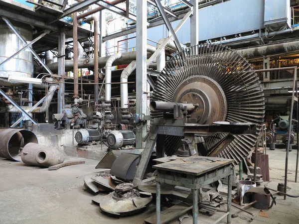 Turbine à vapeur du générateur de puissance pendant la réparation à la centrale — Photo