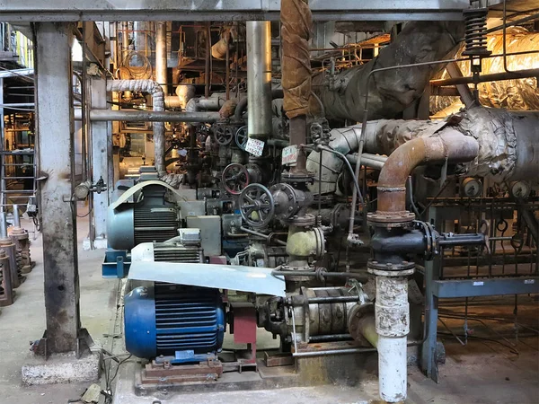 Pompa acqua motore elettrica in riparazione presso la centrale elettrica — Foto Stock