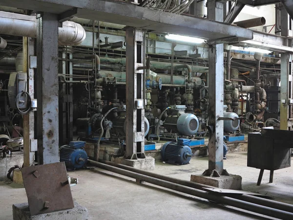 Elektrik motoru su pompası onarım Santrali'nde altında