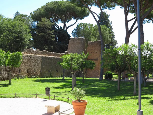 Vue de la vieille Rome confortable, Italie. Architecture et monument de Rome . — Photo