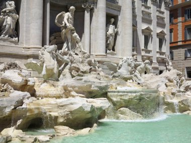 Trevi çeşme Barok mimarisi ve Simgesel Yapı Roma, İtalya.