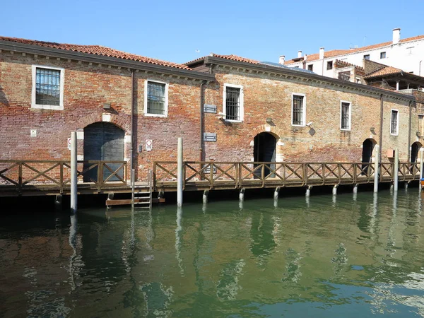 20.06.2017, Venedig, Italien: se historiska byggnader och kanaler — Stockfoto